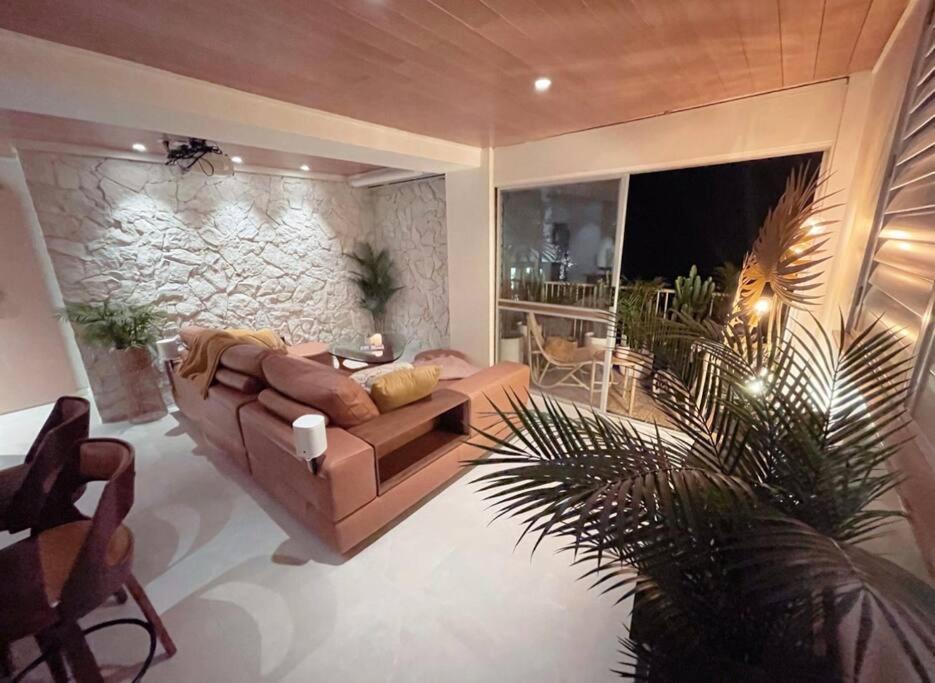 Chic Beachside Getaway 2Br 2Bath Fully Equipped Apartamento Gold Coast Exterior foto