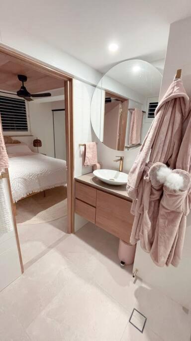 Chic Beachside Getaway 2Br 2Bath Fully Equipped Apartamento Gold Coast Exterior foto