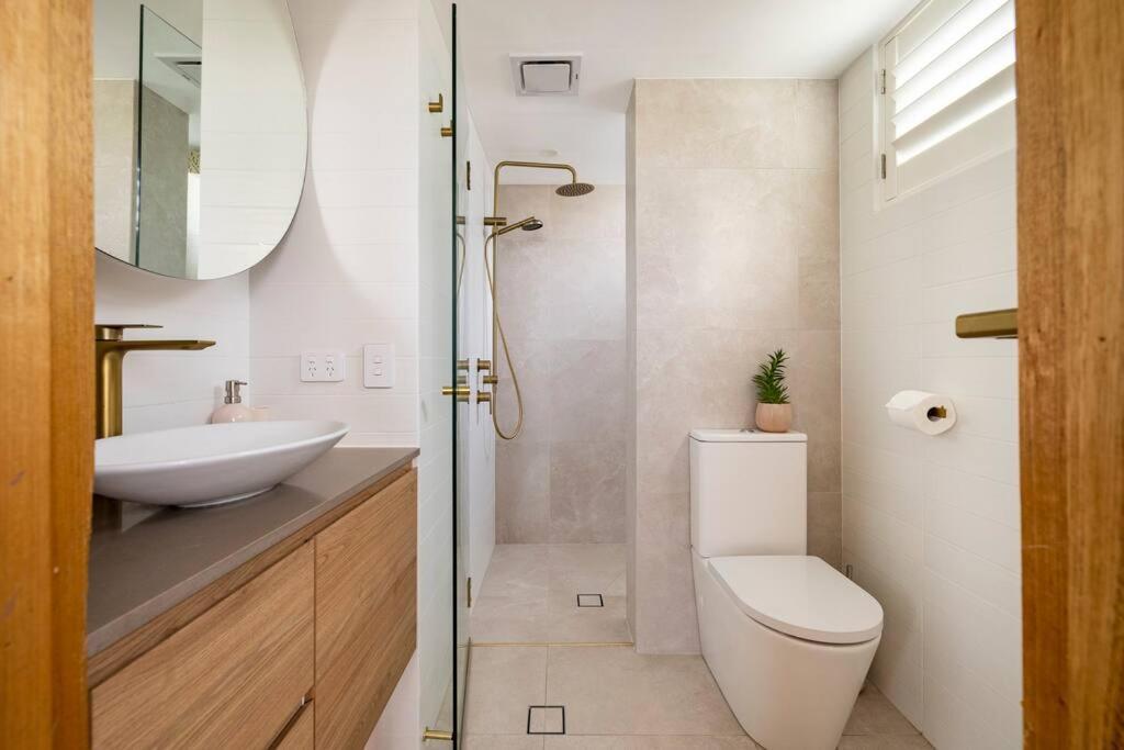 Chic Beachside Getaway 2Br 2Bath Fully Equipped Apartamento Gold Coast Exterior foto