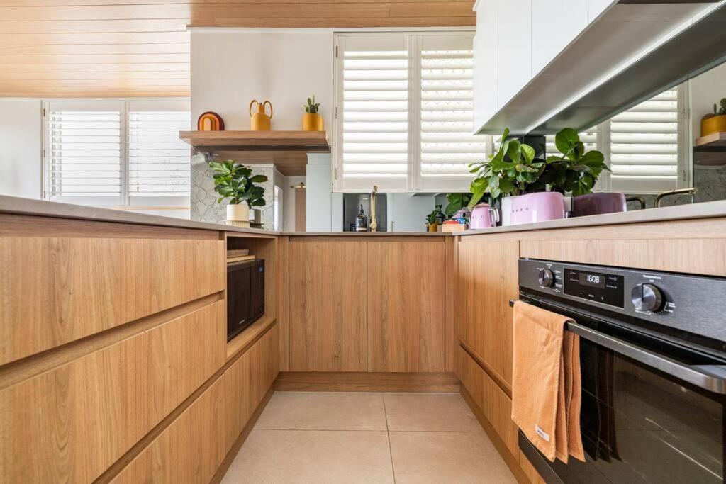Chic Beachside Getaway 2Br 2Bath Fully Equipped Apartamento Gold Coast Exterior foto